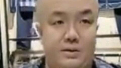 在家无聊吃瓜,揭秘那些让人津津乐道的趣味新闻