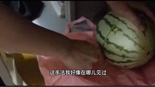 各种搞笑吃瓜视频大全,笑出腹肌的欢乐盛宴