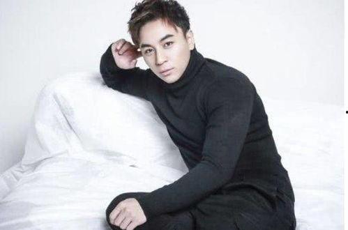 释小龙后边吃瓜,揭秘娱乐圈幕后故事