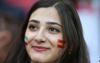 吃瓜头巾女,揭秘校园里的时尚潮流与个性魅力