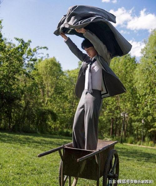 吃瓜白月,揭秘娱乐圈背后的秘密与真相