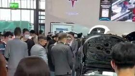 军人吃瓜群众怎么处理,如何巧妙处理军营中的“瓜事”